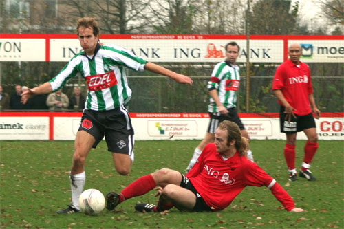Be Quick '28 - Sc. Genemuiden (&copy; Helmich Lubberts)