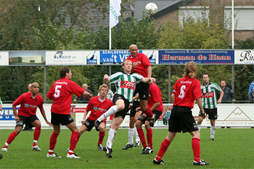Sc. Genemuiden - Be Quick '28 (Foto Helmich Lubberts)