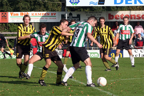 DOSK - Sc. Genemuiden (Foto Helmich Lubberts)