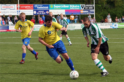 Nunspeet - SC. Genemuiden (Foto Helmich Lubberts).