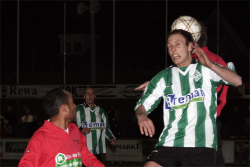 SC. Genemuiden - Be Quick '28 (Foto Helmich Lubberts).
