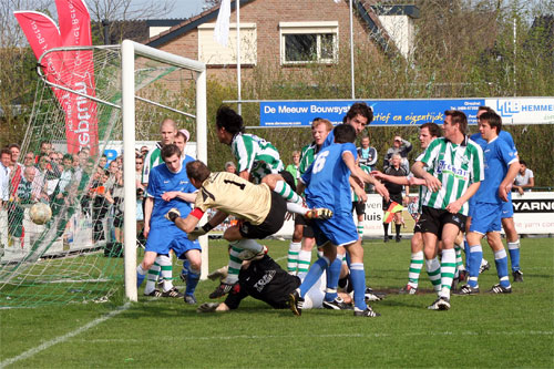 SC. Genemuiden - Excelsior  '31 (Foto Helmich Lubberts).