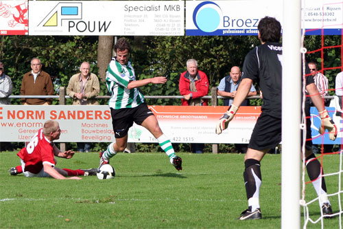 Excelsior '31 - SC. Genemuiden (Foto Helmich Lubberts)