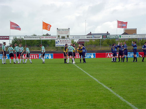 Sc. Genemuiden winnaar Amstelcup 2005 (klilk op foto om terug te gaan naar de index)