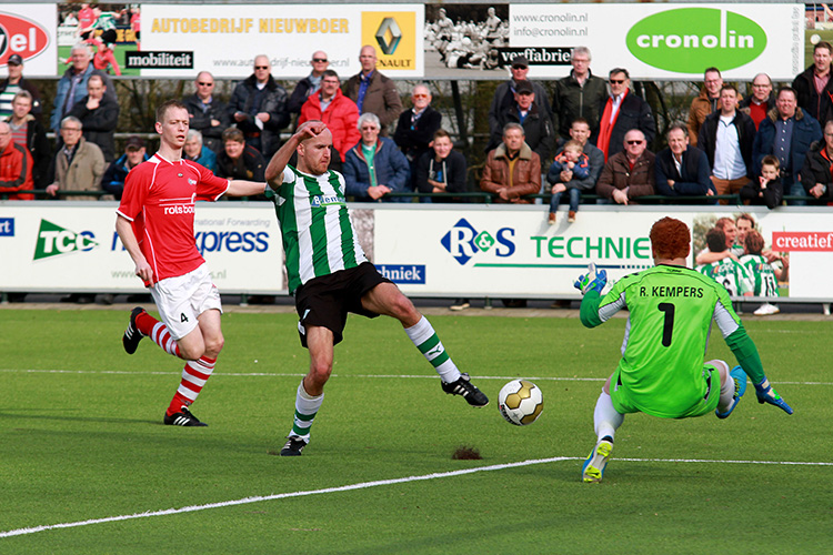 SC Genemuiden - AZSV (Foto Helmich Lubberts).