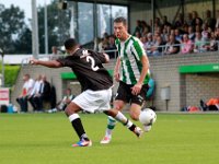 011 Genemuiden Zaanlandia  26-08-2015: Voetbal: SC Genemuiden v Zaanlandia: Genemuiden/Kennedy Rocha (l) of Zaanlandia, Tjeerd Korf (r) of SC Genemuiden (r) /KNVB beker