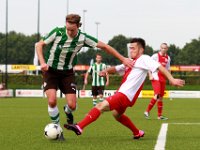 004 HZVV Genemuiden  12-09-2015: Voetbal: HZVV v SC Genemuiden: Hoogeveen/Stef van der Velden (l) of Genemuiden, Reza Hosseini (r) of HZVV /Hoofdklasse C