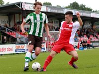 007 HZVV Genemuiden  12-09-2015: Voetbal: HZVV v SC Genemuiden: Hoogeveen/Stef van der Velden (l) of Genemuiden, Reza Hosseini (r) of HZVV/Hoofdklasse C