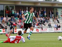 016 HZVV Genemuiden  12-09-2015: Voetbal: HZVV v SC Genemuiden: Hoogeveen/Anne van der Kolk (l) of Genemuiden, Pim de Jonge (6) of HZVV /Hoofdklasse C