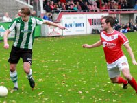 006 Harkemase Boys Genemuiden  07-11-2015: Voetbal: Harkemase Boys v SC Genemuiden: Harkema/Stef van der Velden (l) of Genemuiden, Henny Boulus (r) of Harkema/Hoofdklasse C