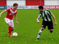 021 Harkemase Boys Genemuiden  07-11-2015: Voetbal: Harkemase Boys v SC Genemuiden: Harkema/Joram Smits (l) of Harkema, Erik Rotman (r) of Genemuiden/Hoofdklasse C