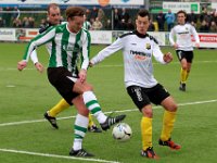 006 Genemuiden DOS'37  14-11-2015: Voetbal: SC Genemuiden v DOS 37: Genemuiden/Stef van der Velden (l) of Genemuiden, Kevin Coenraad (r) of DOS '37/Hoofdklasse C