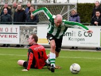 016 2016 Genemuiden Hardegarijp  06-02-2016: Voetbal: SC Genemuiden v Hardegarijp: Genemuiden/Martijn Jansen (r) of Genemuiden, Anne Draaijer (l) of Hardegarijp/KNVB districtsbeker Noord