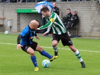 022 2016 Genemuiden ACV  20-02-2016: Voetbal: SC Genemuiden v ACV: Genemuiden/ Angelo Cijntjes (l) of ACV, Anne van der Kolk (r) of Genemuiden /Hoofdklasse C zaterdagamateurs