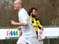015 2016 DOS37 Genemuiden  09-04-2016: Voetbal: DOS 37 v SC Genemuiden: Vriezenveen/Martijn Jansen of genemuiden/Hoofdklasse C zaterdagamateurvoetbal.