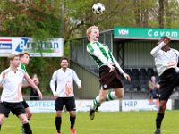 008 2016 Drachtster Boys Genemuiden  30-04-2016: Voetbal: Drachtster Boys v Genemuiden: Drachten / Jasper bremmer (m) of Genemuiden /Hoofdklasse C zaterdag amateurvoetbal