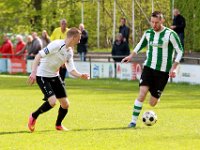 020 2016 Drachtster Boys Genemuiden  30-04-2016: Voetbal: Drachtster Boys v Genemuiden: Drachten / Richard Hamstra (l) of Drachtster Boys, Tjeerd Korf (r) of Genemuiden / Hoofdklasse C zaterdag amateurvoetbal