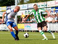 005 2016 Urk-Genemuiden  10-09-2016: Voetbal: SV Urk v SC Genemuiden: Urk / Bennie Dunnink (l) of Urk, Omar Kavak (r) of Genemuiden / Hoofdklasse B, zaterdagamateurvoetbal /