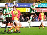 014 2016 CSV Apeldoorn Genemuiden  29-10-2016: Voetbal: CSV Apeldoorn v SC Genemuiden: Apeldoorn / Anne van der Kolk (l) of Genemuiden, Melvin Bresser (m) of CSV Apeldoorn, Omar Kavak (r) of CSV Apeldoorn / : SC Genemuiden, CSV Apeldoorn, Hoofdklasse B zaterdagamateurvoetbal, Anne van der Kolk, Melvin Bresser, Omar Kavak