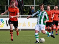 025 2017 Sparta Nijkerk Genemuiden  08-04-2017: Voetbal: Sparta Nijkerk v SC Genemuiden: Nijkerk/Rick Knoop (l) of Nijkerk, Patrick Lip (r) of Genemuiden/ : SC genemuiden, Sparta Nijkerk, Zaterdagamateurvoetbal, Hoofdklasse B, Rick Knoop, Patrick Lip