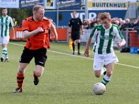 028 2017 Sparta Nijkerk Genemuiden  08-04-2017: Voetbal: Sparta Nijkerk v SC Genemuiden: Nijkerk/Tim Fechter (l) of Nijkerk, Frank Jansen (r) of Genemuiden/ : SC genemuiden, Sparta Nijkerk, Zaterdagamateurvoetbal, Hoofdklasse B, Tim Fechter, Frank Jansen