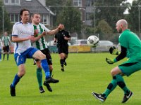 017 2017 DFS - Genemuiden  16-09-2017: Voetbal: DFS v SC Genemuiden: Opheusden/Tim Sanders (l) of DFS, Sijmon Eenkhoorn (m) of Genemuiden, Peter Veeneman (r) of DFS/ : sv DFS, SC Genemuiden, Hoofdklasse B, Tim Sanders, Sijmon Eenkhoorn, Peter Veeneman