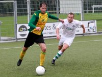002 2017 Huizen Genemuiden  30-09-2017: Voetbal: Huizen SC Genemuiden: Huizen/Desmond Mensen (l) of Huizen, Sijmon Eenkhoorn (r) of Genemuiden/ : SC Genemuiden, sv Huizen, zaterdagamateurvoetbal, Hoofdklasse B, Desmond Mensen, Sijmon Eenkhoorn