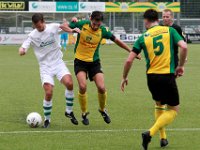 017 2017 Huizen Genemuiden  30-09-2017: Voetbal: Huizen SC Genemuiden: Huizen/Anne van der Kolk (l) of Genemuiden, Jordey Buitenhuis (r) of Huizen/ : SC Genemuiden, sv Huizen, zaterdagamateurvoetbal, Hoofdklasse B, Anne van der Kolk, Jordey Buitenhuis