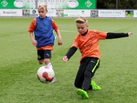 049 2017 Rabovoetbalschool  Start Rabovoetbalschool bij SC Genemuiden op woensdag 4 oktober 2017 : Rabovoetbalschool, SC Genemuiden, Meulensteentechniek