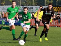 002 2017 Eemdijk Genemuiden  14-10-2017: Voetbal: Eemdijk v SC Genemuiden: Eemdijk/David van de Groep (l), Argjend Selimi (m) of Eemdijk, Danny Menting (r) of Genemuiden/ : SC Genemuiden, v.v. Eemdijk, Zaterdagamateurvoetbal, Hoofdklasse B, David van de Groep, Argjend Selimi, Danny Menting