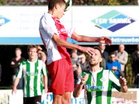 033 17 18 Genemuiden HZVV  21-10-2017: Voetbal: SC Genemuiden v HZVV: Genemuiden/Noah ten Brinke (l) of HZVV, Jacco Riemens (r) of Genemuiden/ : SC Genemuiden, HZVV, Hoogeveen, Zaterdagamateurvoetbal, Hoofdklasse B, Noah ten Brinke, Jacco Riemens