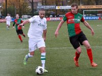 008 17 18 Zuidvogels Genemuiden  18-11-2017: Voetbal: Zuidvogels v SC Genemuiden: Huizen/Omar Kavak (l) of Genemuiden, Tim Horsmeier (r) of Zuidvogels/ : HSV De Zuidvogels, SC Genemuiden, Hoofdklasse B, Zaterdagamateurvoetbal, Omar Kavak, Tim Horsmeier