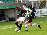 HL20180317022  17-03-2018: Voetbal: SC Genemuiden v DFS: Genemuiden/Noe Bokila (l) of DFS, Dirk Muis (r) of Genemuiden/ : SC Genemuiden, DFS, Zaterdagamateurvoetbal, Hoofdklasse B, Noe Bokila, Dirk Muis
