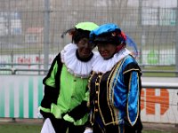 HL202112040023  Sinterklaas & pieten bezoeken Sportclub Genemuiden. : Sinterklaas, Pieten, SC Genemuiden
