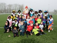 HL202112040025  Sinterklaas & pieten bezoeken Sportclub Genemuiden. : Sinterklaas, Pieten, SC Genemuiden