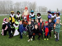 HL202112040026  Sinterklaas & pieten bezoeken Sportclub Genemuiden. : Sinterklaas, Pieten, SC Genemuiden