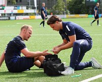 HL20250830005 BUNSCHOTEN, NETHERLANDS - AUGUST 30, 2025: Martijn Eenkhoorn (l), Bjarn ten Hoeve (r) of Genemuiden. Competition match between vv Eemdijk vs SC Genemuiden at...