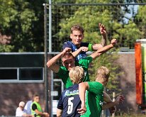 HL20250830012 BUNSCHOTEN, NETHERLANDS - AUGUST 30, 2025: Jeffrey vd Dikkenberg (l) of Eemdijk, Jens Jurn Streutker (r) of Genemuiden. Competition match between vv Eemdijk vs...