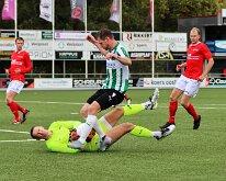 HL20251004006 RIJSSEN, NETHERLANDS - OKTOBER 10: Kevin Reimink (l) of Excelsior, Rens van Benthem (r) of Genemuiden. Competition match between Excelsior '31 vs SC Genemuiden...