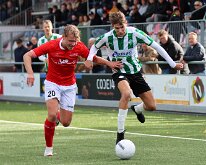 HL20251004012 RIJSSEN, NETHERLANDS - OKTOBER 10: Niels Leemhuis (l) of Excelsior, Jasper Tuinman (r) of Genemuiden. Competition match between Excelsior '31 vs SC Genemuiden...