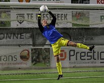 HL20251020013 Oud-spelers Sportclub Genemuiden nemen afscheid tijdens Biestemerkeumpien.