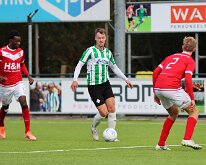 HL20251025013 GENEMUIDEN, NETHERLANDS - OKTOBER 25: Rutger Etten of Genemuiden. Competition match between SC Genemuiden vs Harkemase Boys at Sports complex “the Wetering” on...