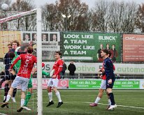 HL20251206003 VEENENDAAL, NETHERLANDS - DECEMBER 6, 2025: Competition match between DOVO vs SC Genemuiden at Sports complex “Panhuis” on december 6, 2025 in Veenendaal,...