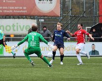 HL20251206011 VEENENDAAL, NETHERLANDS - DECEMBER 6, 2025: Arend van de Wetering (m) of Genemuiden, Guido van Rijn (r) of DOVO. Competition match between DOVO vs SC Genemuiden...