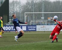 HL20260130003 HUIZEN, NETHERLANDS - JANUARY 31, 2026: Niels Grevink (l) of Genemuiden, Olivier Pabon (r) of Huizen, Competition match between SV Huizen vs SC Genemuiden at...