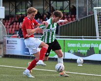 HL20260207019 WOERDEN, NETHERLANDS - FEBRUARY 2026: Coen van den Hoek (l) of Sportlust, Rens van Benthem (r) of Genemuiden. Competition match between Sportlust '46 vs SC...