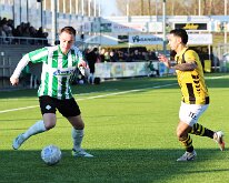 HL20260214011 GENEMUIDEN, NETHERLANDS - FEBRUARY 2026: Marc Magan (l) of Genemuiden, Benjamin Roemeon (r) of DVS. Competition match between SC Genemuiden vs DVS '33 at Sports...