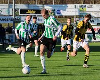HL20260214014 GENEMUIDEN, NETHERLANDS - FEBRUARY 2026: Marc Magan (l), Niels Grevink (m) of Genemuiden, Thijs van Diermen (r) of DVS. Competition match between SC Genemuiden...