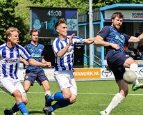 HL20260509018 SCHERPENZEEL, NETHERLANDS - MAY 9: Timo Jochemsen (l), Barry Beijer (m) of Scherpenzeel, Berwout Beimers (r) of Genemuiden. Competition match between vv...