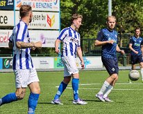 HL20260509019 SCHERPENZEEL, NETHERLANDS - MAY 9: Lars ten Teije (l) of Scherpenzeel, Matthias Breman (r) of Genemuiden. ompetition match between vv Scherpenzeel vs SC...